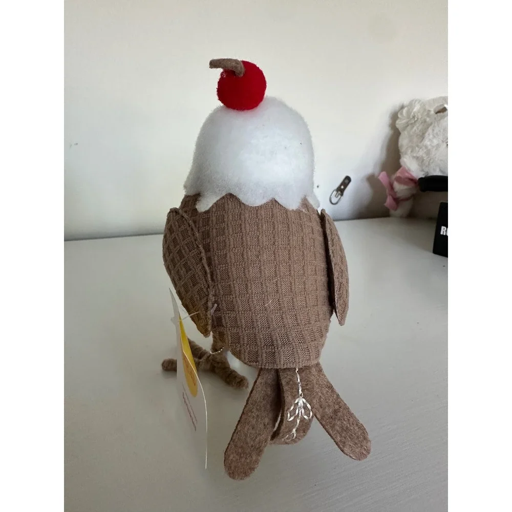Target‎ Sprinkles Featherly Friends Bird 2024 Summer Ice Cream Sundae Figurine